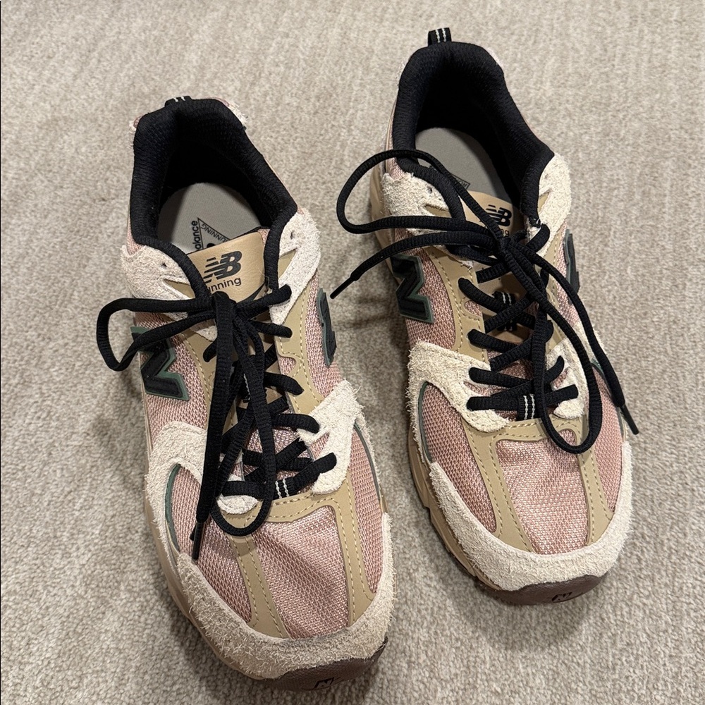 New Balance 530 - Picture 3 of 6